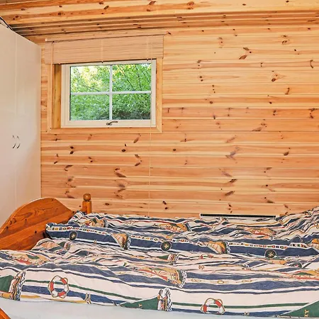 4 Bedroom Beautiful In Vaksdal Holiday home